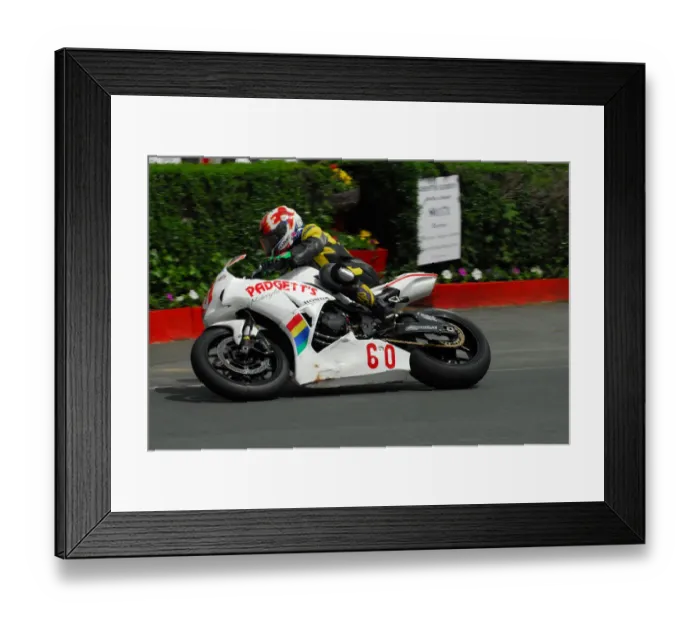 Framed Print : Chris Petty (Honda) 2013 Superstock TT Framed Print : Chris Petty (Honda) 2013 Superstock TT