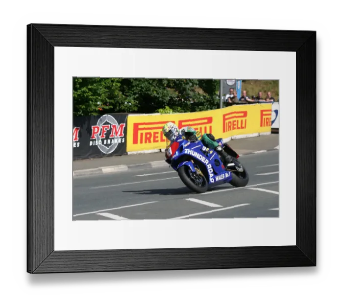 Framed Print : Ian Lougher (Suzuki) 2003 Production 1000 TT Framed Print : Ian Lougher (Suzuki) 2003 Production 1000 TT