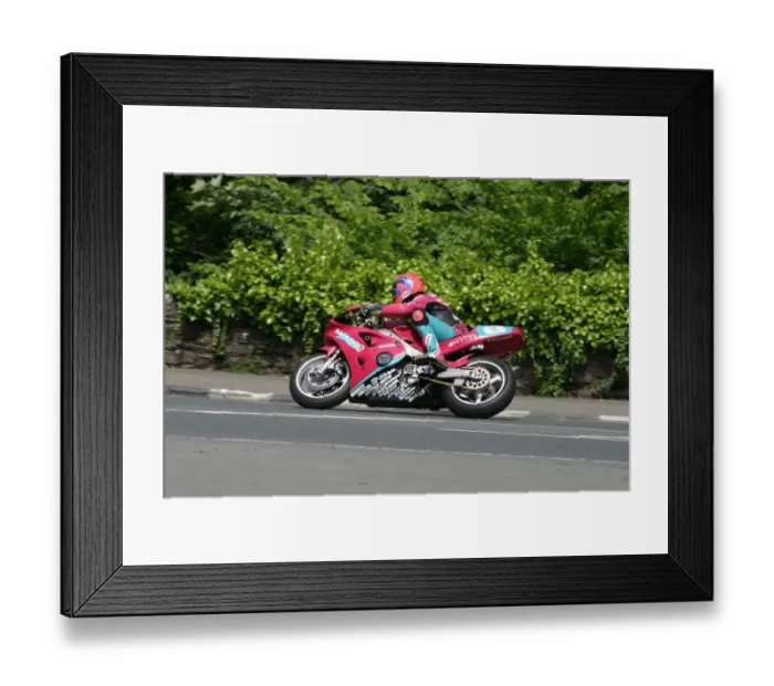 Framed Print : Ryan Farquhar (Kawasaki) 2003 Lightweight 400 TT Framed Print : Ryan Farquhar (Kawasaki) 2003 Lightweight 400 TT