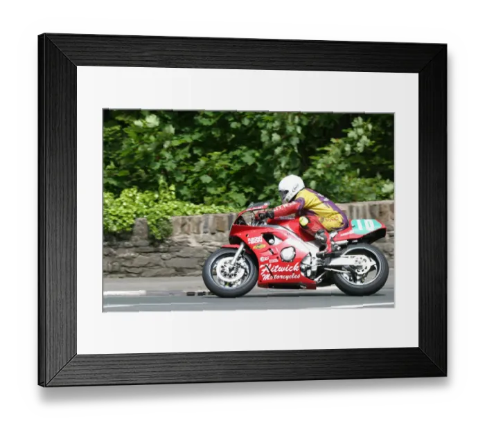 Framed Print : Steve Linsdell (Yamaha) 2003 Lightweight 400 TT