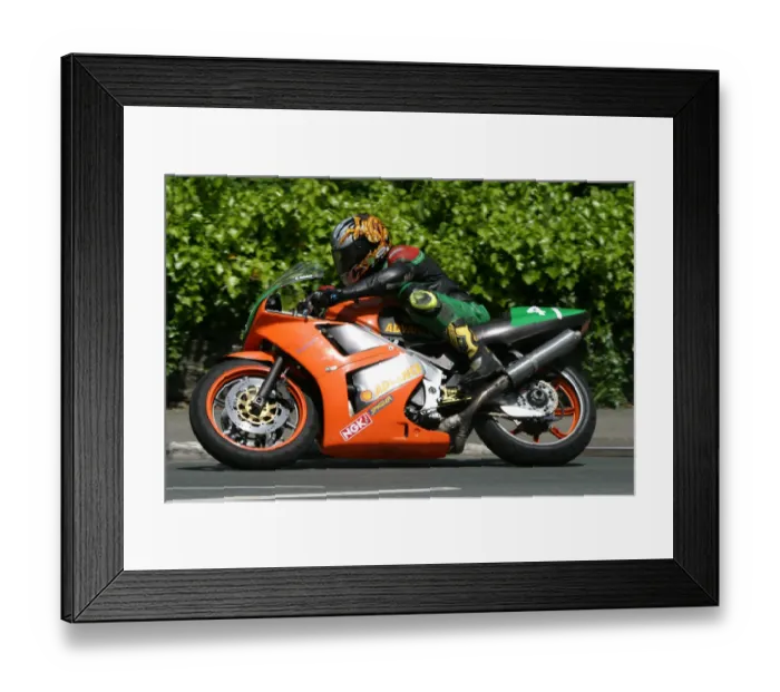 Framed Print : Dirk Kaletsch (Honda) 2003 Lightweight 400 TT Framed Print : Dirk Kaletsch (Honda) 2003 Lightweight 400 TT