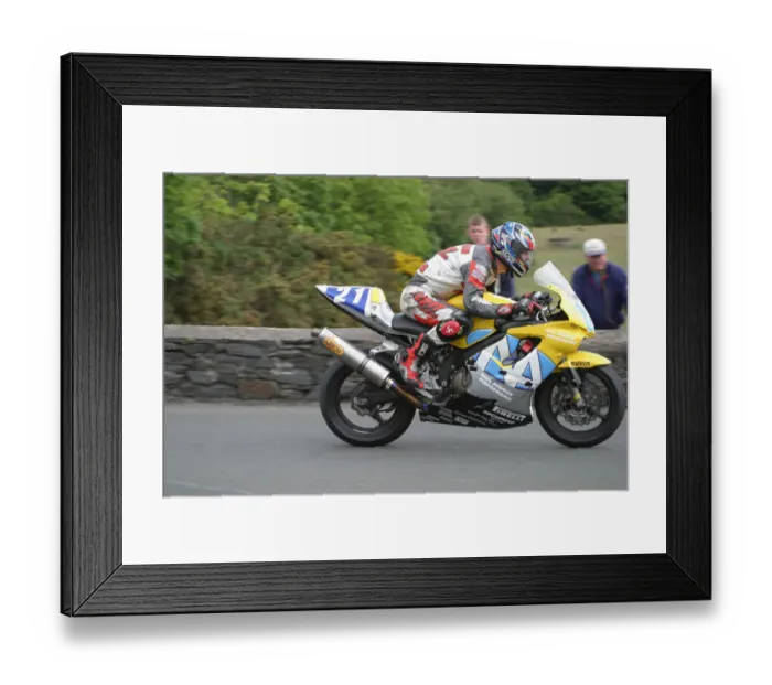 Framed Print : Paul Dedman (Honda) 2003 Junior TT Framed Print : Paul Dedman (Honda) 2003 Junior TT