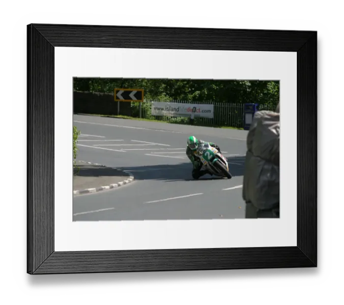 Framed Print : Richard Britton (Honda) 2003 Lightweight 400 TT Framed Print : Richard Britton (Honda) 2003 Lightweight 400 TT