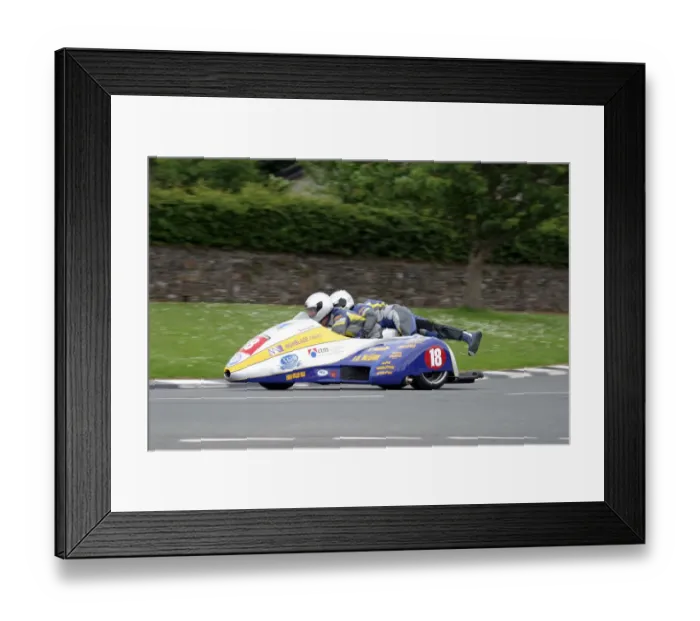 Framed Print : Andrew Laidlow & Patrick Farrance (Baker Yamaha) 2003 Sidecar TT Framed Print : Andrew Laidlow & Patrick Farrance (Baker Yamaha) 2003 Sidecar TT