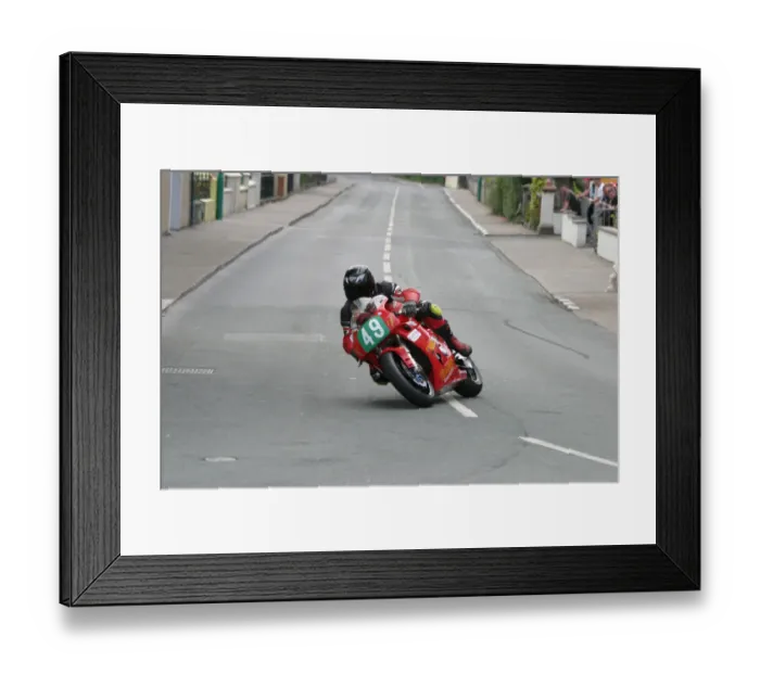Framed Print : Mark Parrett (Honda) 2004 Lightweight 400 TT Framed Print : Mark Parrett (Honda) 2004 Lightweight 400 TT