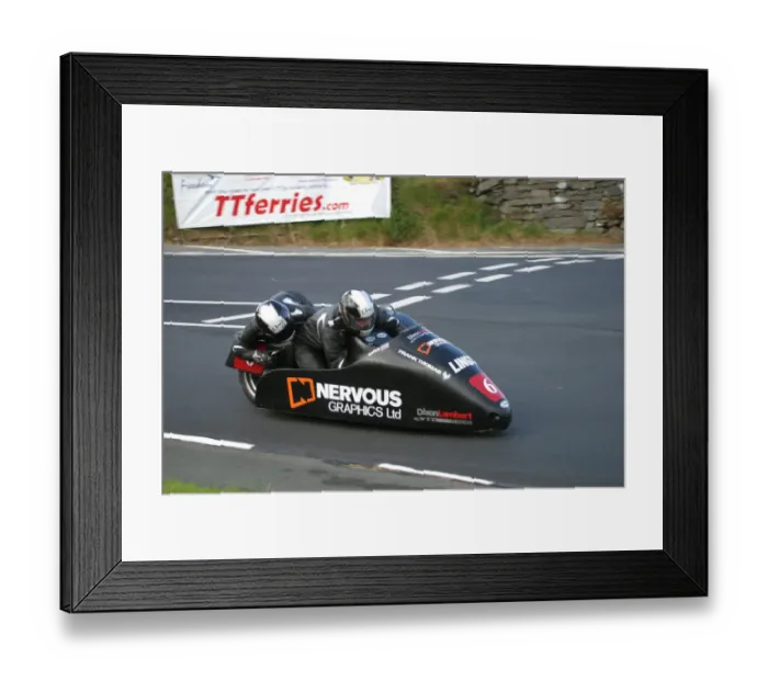 Framed Print : Ben Dixon & Mark Lambert (Honda) 2005 Sidecar TT Framed Print : Ben Dixon & Mark Lambert (Honda) 2005 Sidecar TT