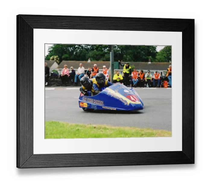Framed Print : Dan Clark & Nigel Mayers (Heys Honda) 2004 Sidecar TT Framed Print : Dan Clark & Nigel Mayers (Heys Honda) 2004 Sidecar TT