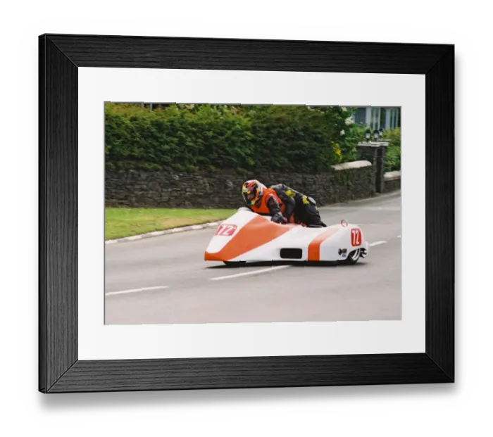 Framed Print : Ian Salter & Deborah Salter (Kawasaki) 2004 Sidecar TT Framed Print : Ian Salter & Deborah Salter (Kawasaki) 2004 Sidecar TT
