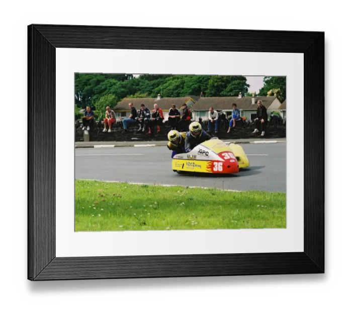 Framed Print : Nev Jones & Joe Shardlow (Shelbourne Kawasaki) 2004 Sidecar TT Framed Print : Nev Jones & Joe Shardlow (Shelbourne Kawasaki) 2004 Sidecar TT