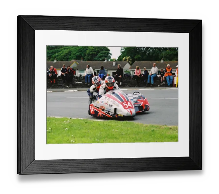 Framed Print : Mark Halliday & Mark Holland (Baker Kawasaki) 2004 Sidecar TT Framed Print : Mark Halliday & Mark Holland (Baker Kawasaki) 2004 Sidecar TT