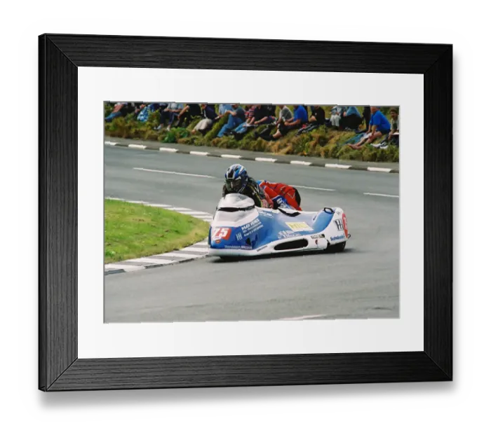 Framed Print : Max Venus & Phillip Sanderson (Busch Honda) 2004 Sidecar TT Framed Print : Max Venus & Phillip Sanderson (Busch Honda) 2004 Sidecar TT