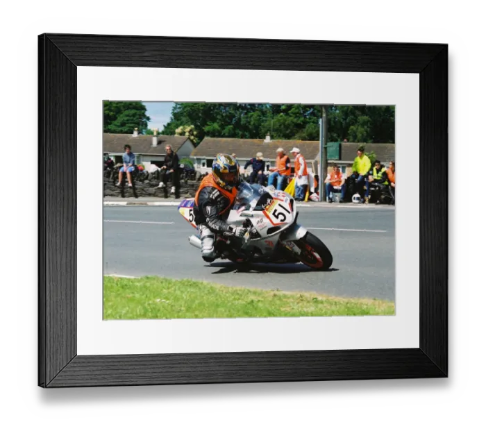 Framed Print : Alan Bud Jackson (Suzuki) 2004 Formula One TT Framed Print : Alan Bud Jackson (Suzuki) 2004 Formula One TT
