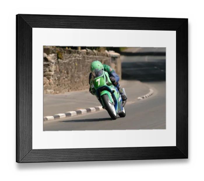 Framed Print : Nigel Beattie (Honda) 2004 Ultra Lightweight 125 TT Framed Print : Nigel Beattie (Honda) 2004 Ultra Lightweight 125 TT