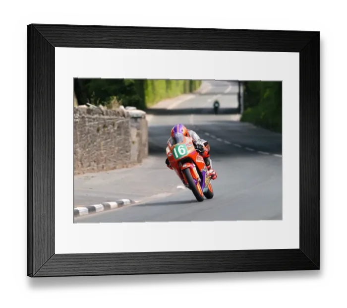 Framed Print : Matt Jackson (Honda) 2004 Ultra Lightweight 125 TT Framed Print : Matt Jackson (Honda) 2004 Ultra Lightweight 125 TT