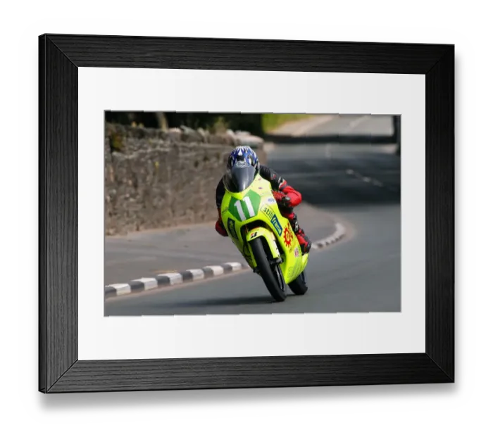 Framed Print : Jon Vincent (Honda) 2004 Ultra Lightweight 125 TT Framed Print : Jon Vincent (Honda) 2004 Ultra Lightweight 125 TT