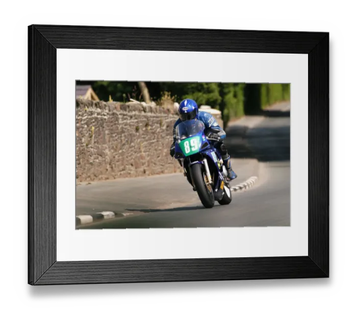 Framed Print : Andy Reynolds (Kawasaki) 2004 Ultra Lightweight 125 TT Framed Print : Andy Reynolds (Kawasaki) 2004 Ultra Lightweight 125 TT