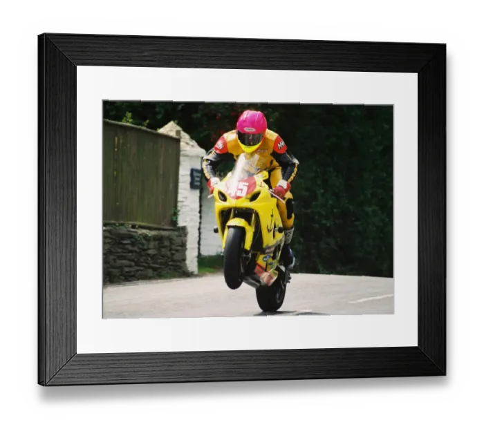 Framed Print : Davy Morgan (Suzuki) 2004 Production 1000 TT Framed Print : Davy Morgan (Suzuki) 2004 Production 1000 TT