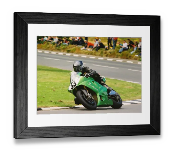 Framed Print : Dave Madsen-Mygdal (Yamaha) 2004 Formula One TT Framed Print : Dave Madsen-Mygdal (Yamaha) 2004 Formula One TT