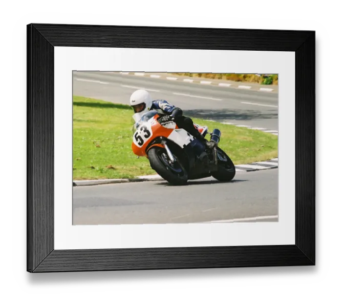 Framed Print : Robert A Price (Honda) 2004 Formula One TT Framed Print : Robert A Price (Honda) 2004 Formula One TT
