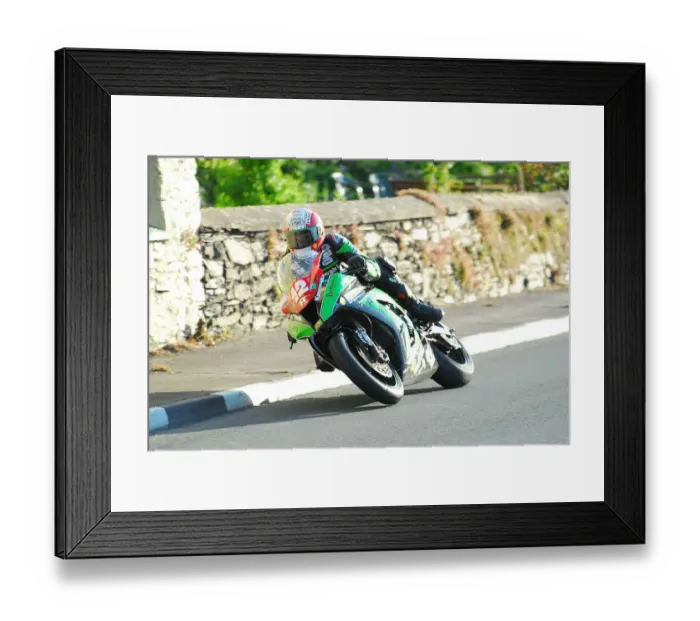 Framed Print : Michael Rutter (Kawasaki) 2012 Superstock TT Framed Print : Michael Rutter (Kawasaki) 2012 Superstock TT