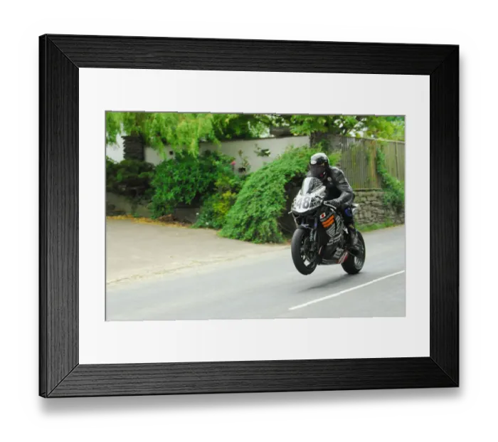 Framed Print : Jules Croft (Honda) 2012 Superbike TT Framed Print : Jules Croft (Honda) 2012 Superbike TT
