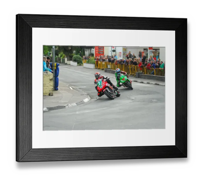 Framed Print : Ryan Farquhar & James Hillier (Kawasaki) 2012 Lightweight TT Framed Print : Ryan Farquhar & James Hillier (Kawasaki) 2012 Lightweight TT