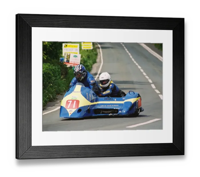 Framed Print : Dick Hawes & Eddy Kiff (Ireson Suzuki) 2004 Sidecar TT Framed Print : Dick Hawes & Eddy Kiff (Ireson Suzuki) 2004 Sidecar TT