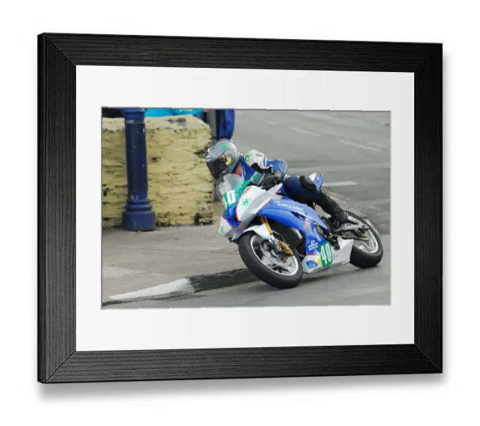 Framed Print : Scott Wilson (Kawasaki) 2014 Lightweight TT Framed Print : Scott Wilson (Kawasaki) 2014 Lightweight TT