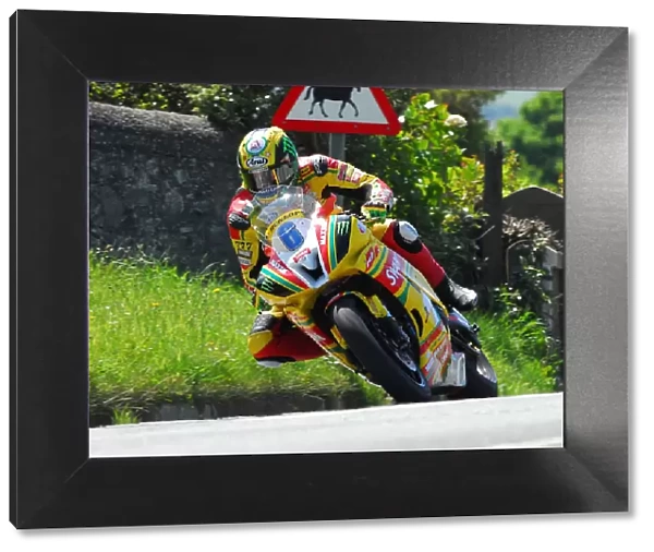 Ian Hutchinson (Yamaha) TT 2012 Supersport TT