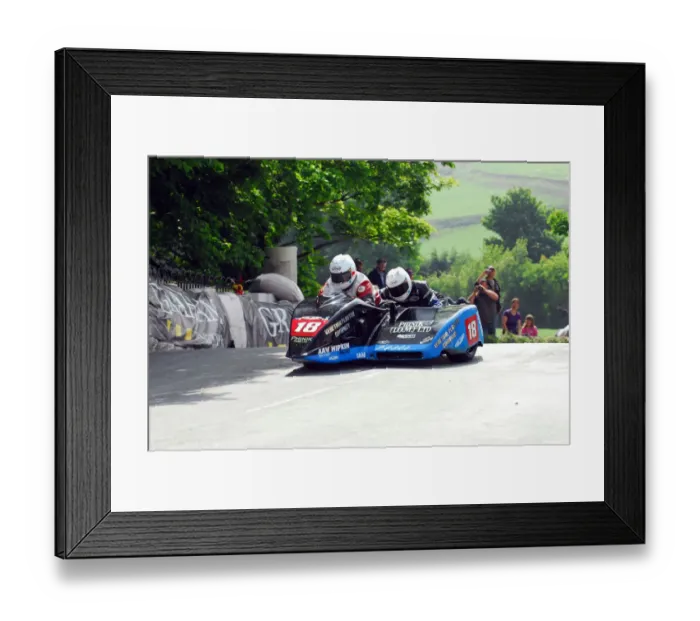 Framed Print : Karl Bennett & Lee Cain (DMR Honda) 2012 Sidecar TT Framed Print : Karl Bennett & Lee Cain (DMR Honda) 2012 Sidecar TT