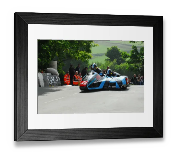 Framed Print : David Atkinson & Phil Knapton (LCR Suzuki) 2012 Sidecar TT