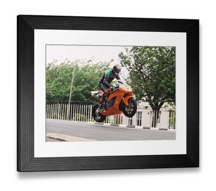 Framed Print : Dirk Kaletsch (Honda) 2004 Senior TT Framed Print : Dirk Kaletsch (Honda) 2004 Senior TT