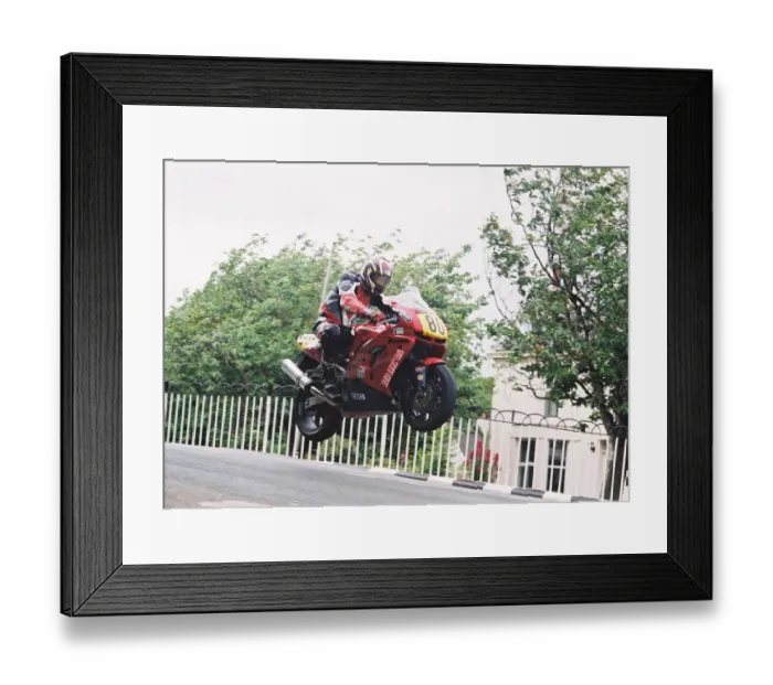 Framed Print : Wade Boyd (Kawasaki) 2004 Senior TT Framed Print : Wade Boyd (Kawasaki) 2004 Senior TT