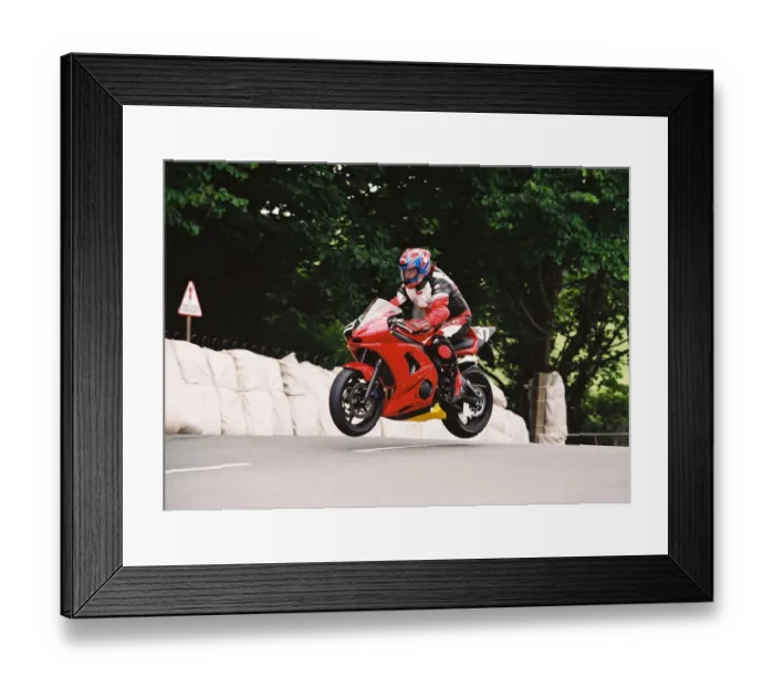 Framed Print : Alan Bud Jackson (Yamaha) 2004 Production 600 TT Framed Print : Alan Bud Jackson (Yamaha) 2004 Production 600 TT