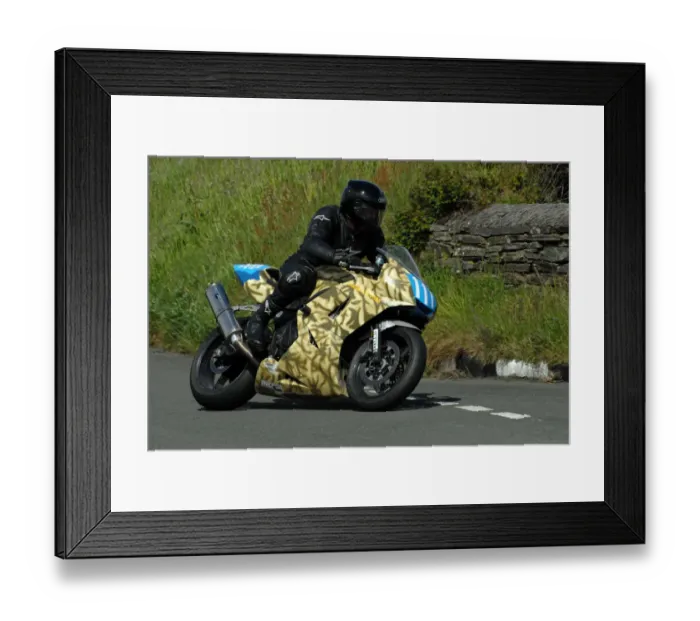 Framed Print : Kevin Murphy (Suzuki) 2009 Jurby Road Framed Print : Kevin Murphy (Suzuki) 2009 Jurby Road