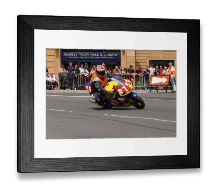 Framed Print : Scott Crews (Suzuki) 2004 Production 1000 TT Framed Print : Scott Crews (Suzuki) 2004 Production 1000 TT