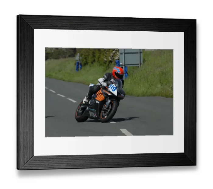 Framed Print : Timmy Turtle (Honda) 2009 Jurby Road Framed Print : Timmy Turtle (Honda) 2009 Jurby Road