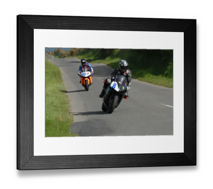Framed Print : Derran Slous (Suzuki) 2007 Jurby Road Framed Print : Derran Slous (Suzuki) 2007 Jurby Road