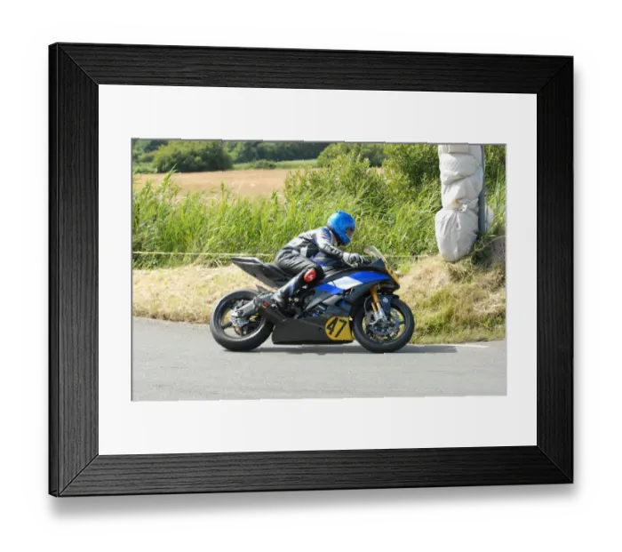 Framed Print : Marie Hodgson (Yamaha) 2010 Jurby Road Framed Print : Marie Hodgson (Yamaha) 2010 Jurby Road