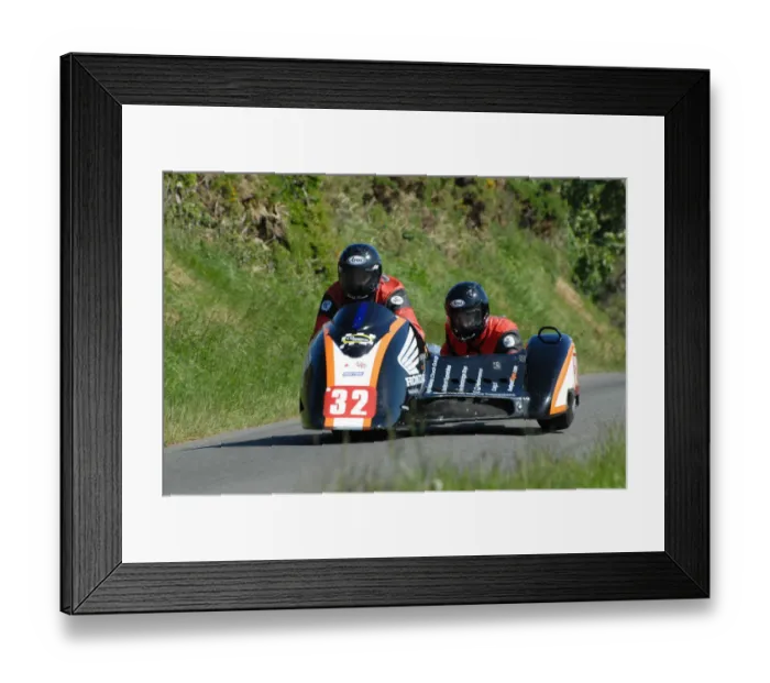 Framed Print : Geoff Smale & Karl McGrath (Ireson Honda) 2007 Jurby Road Framed Print : Geoff Smale & Karl McGrath (Ireson Honda) 2007 Jurby Road