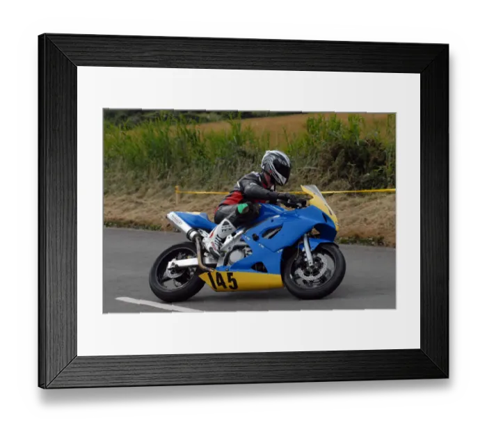 Framed Print : Billy Cummins (Suzuki) 2009 Jurby Road Framed Print : Billy Cummins (Suzuki) 2009 Jurby Road