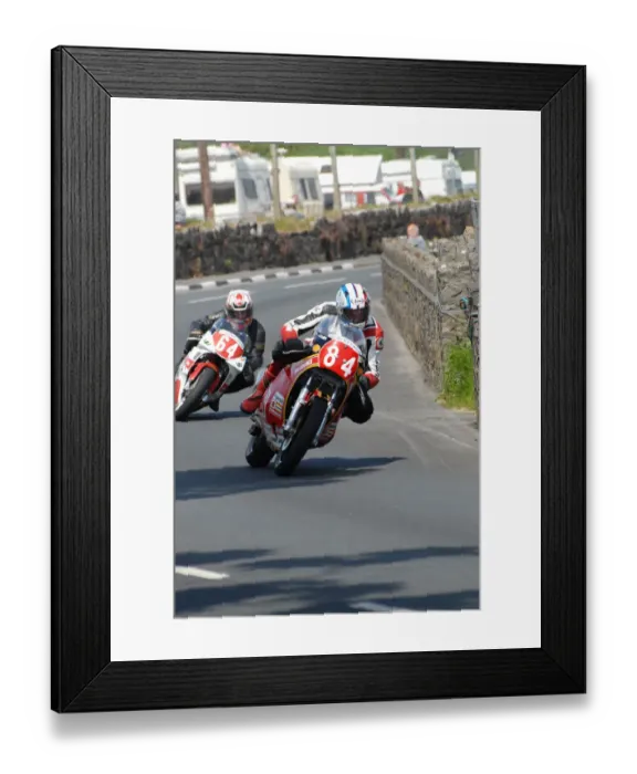 Framed Print : Simon Bartlett (Harris Suzuki) 2010 Pre TT Classic Framed Print : Simon Bartlett (Harris Suzuki) 2010 Pre TT Classic