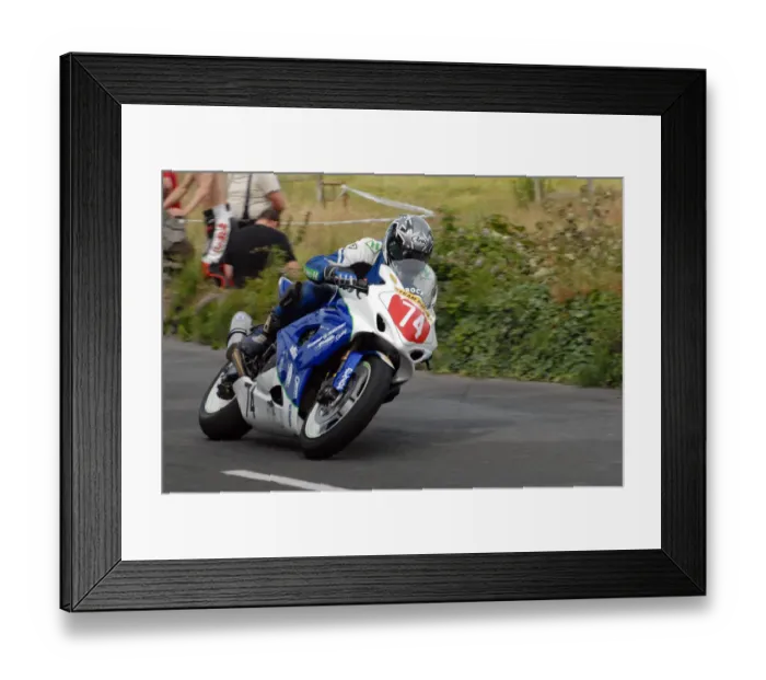 Framed Print : Scott Wilson (Suzuki) 2009 Southern 100 Framed Print : Scott Wilson (Suzuki) 2009 Southern 100
