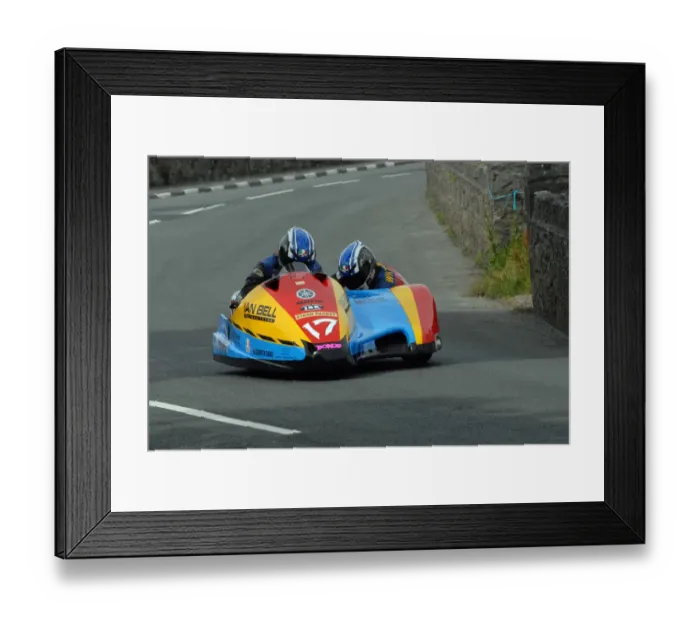 Framed Print : David Lillie & Lee Watson (DMR Yamaha) 2009 Southern 100 Framed Print : David Lillie & Lee Watson (DMR Yamaha) 2009 Southern 100