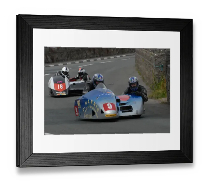 Framed Print : Neil Kelly & Jason O Connor (Ireson Honda) 2009 Southern 100 Framed Print : Neil Kelly & Jason O Connor (Ireson Honda) 2009 Southern 100