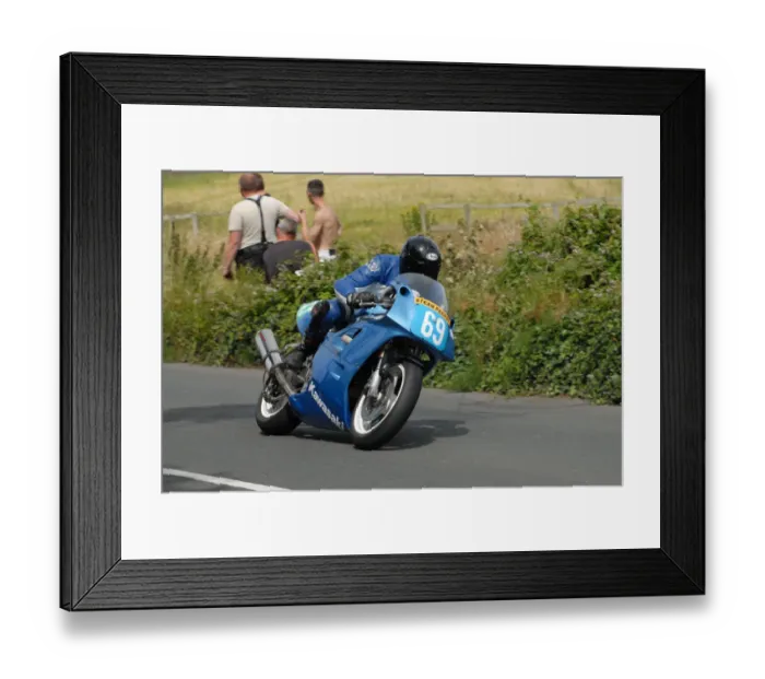 Framed Print : Stuart Rayner (Kawasaki) 2009 Southern 100 Framed Print : Stuart Rayner (Kawasaki) 2009 Southern 100