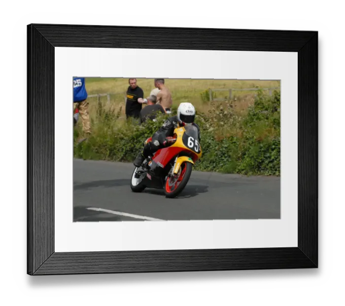 Framed Print : Sean Leonard (Evans Honda) 2009 Southern 100 Framed Print : Sean Leonard (Evans Honda) 2009 Southern 100