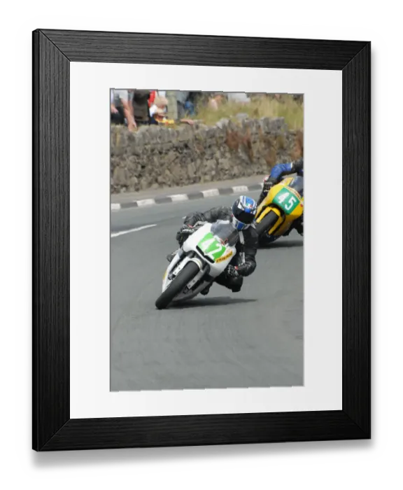 Framed Print : Lee Vernon (Honda) 2009 Southern 100 Framed Print : Lee Vernon (Honda) 2009 Southern 100