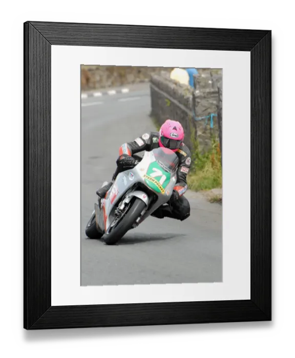 Framed Print : Gary Morgan (Honda) 2009 Southern 100 Framed Print : Gary Morgan (Honda) 2009 Southern 100