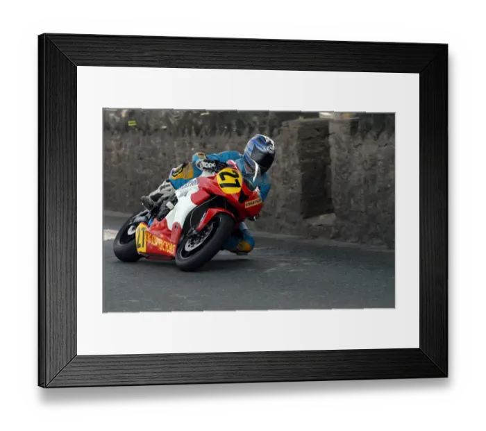 Framed Print : Ryan Kneen (Honda) 2009 Southern 100 Framed Print : Ryan Kneen (Honda) 2009 Southern 100